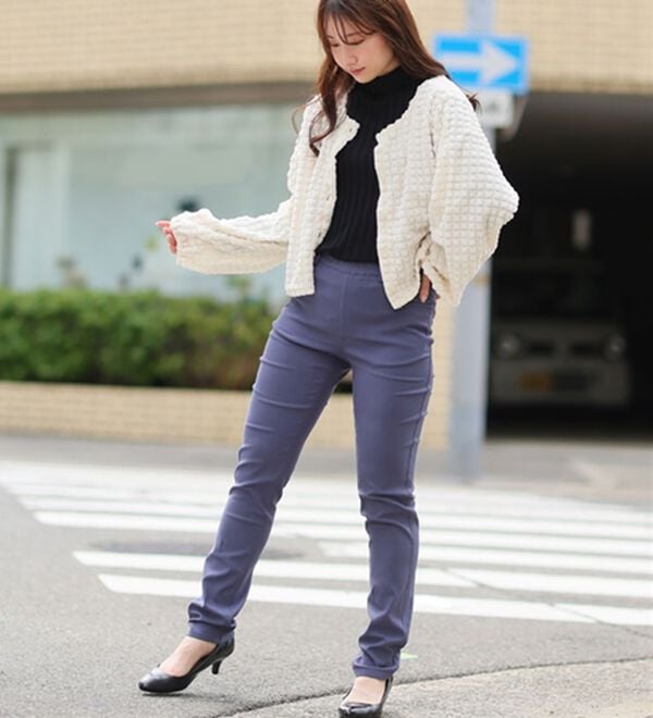 A HAPPY MARILYN（アハッピーマリリン）の「【Ｍ～８Ｌ】【選べる丈】のび～る ストレッチ ツイル 魔法の 美脚レギンスパンツ（スリム・スキニーパンツ）」｜詳細画像