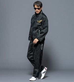 「エレガンススーツ　上下（ビジネススーツ）」｜ブラック