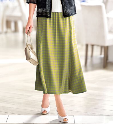 BELLUNA（ベルーナ）の「ふわり軽やかレーヨン素材フレアスカート（ロングスカート）」