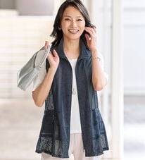 BELLUNA（ベルーナ）の「＜涼やかにきちんと！＞ラッセルレース切替チュール素材ベスト（ベスト）」