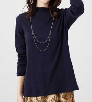 BELLUNA（ベルーナ）の「重ね着風フリル衿プルオーバー（カットソー）」｜ネイビー&times;ネイビー