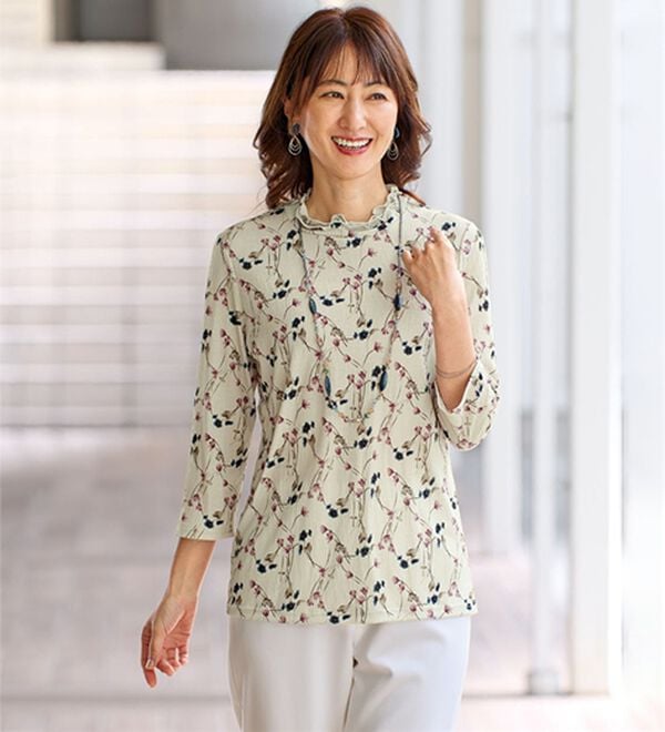 BELLUNA（ベルーナ）の「楊柳素材プリントハイネックプルオーバー（カットソー）」｜詳細画像