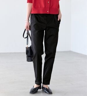 BELLUNA（ベルーナ）の「ゆるっとラクちん！万能パンツ（テーパードパンツ）」｜黒