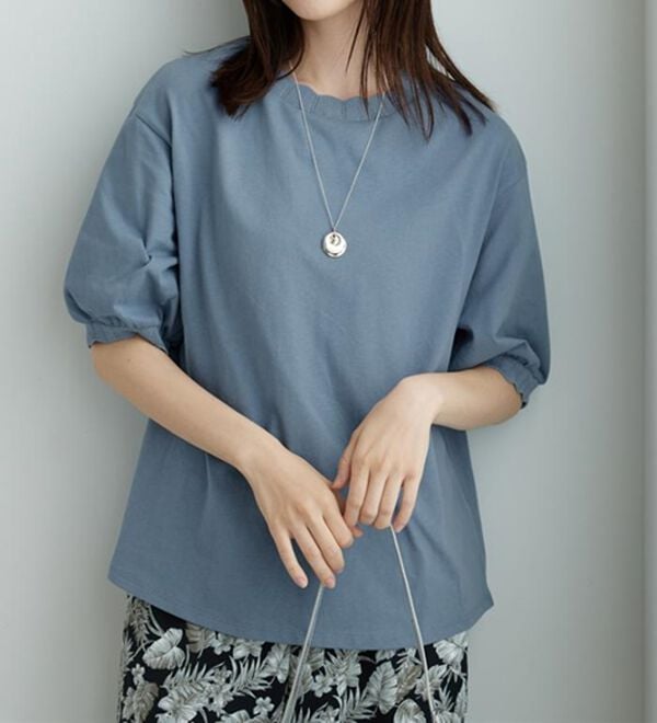 BELLUNA（ベルーナ）の「デザインリブ使いふんわり袖プルオーバー（カットソー）」｜詳細画像