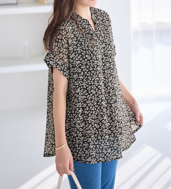 Viola e Viola（ヴィオラ エ ヴィオラ）の「【５つの機能付】すっきり魅せスキッパーＡラインチュニック（チュニック）」｜詳細画像