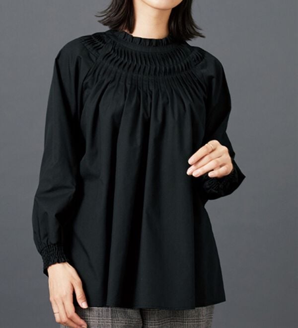 BELLUNA（ベルーナ）の「タックデザインフリル衿ブラウス（ブラウス）」｜詳細画像