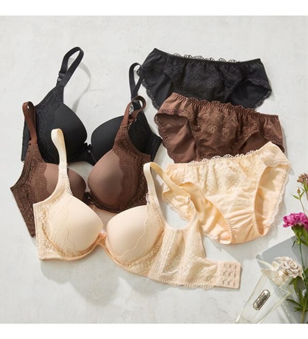 YU'NOW（ユナウ）の「しっかり脇高！美乳ブラセット（ブラジャー＆ショーツセット）」｜詳細画像