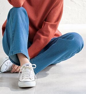 BELLUNA（ベルーナ）の「新！裏起毛スーパーストレッチ素材デニムパンツ（フルレングスパンツ）」｜ブルー