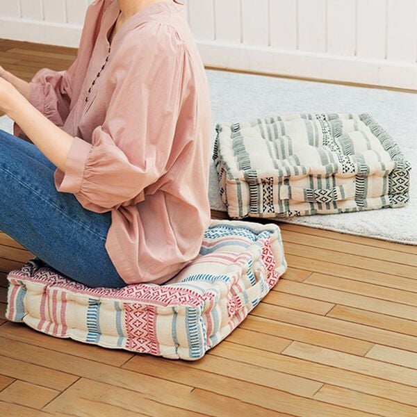 iellio（イエリオ）の「厚みたっぷりクッキー型クッション＜フロアクッション・座布団・シートクッション＞（クッション・クッションカバー）」｜詳細画像