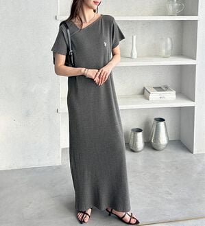 GeeRA（ジーラ）の「【ＵＳ．ＰＯＬＯ．ＡＳＳＮ】アシメネックリブカットソーワンピース（その他ワンピース）」｜チャコール