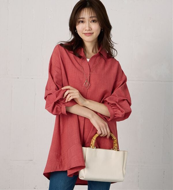 BELLUNA（ベルーナ）の「麻調素材袖タックデザインシャツチュニック（チュニック）」｜詳細画像