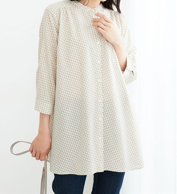 BELLUNA（ベルーナ）の「フランス綾ドレープ使いシャツチュニック（チュニック）」｜詳細画像