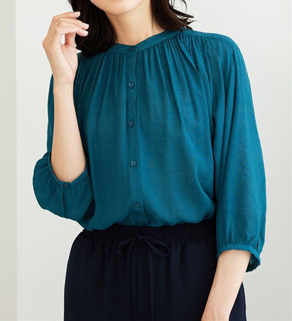 BELLUNA（ベルーナ）の「【新色追加】スラブ素材ギャザーデザインブラウス（ブラウス）」｜詳細画像