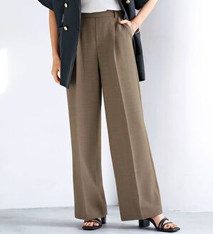 BELLUNA（ベルーナ）の「リネンタッチ美脚タックワイドパンツ（フルレングスパンツ）」｜モカ