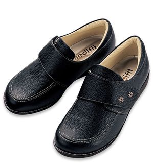 ルフラン（ルフラン）の「メディフィット５Ｅベルトデザインシューズ（フラットシューズ）」｜ブラック