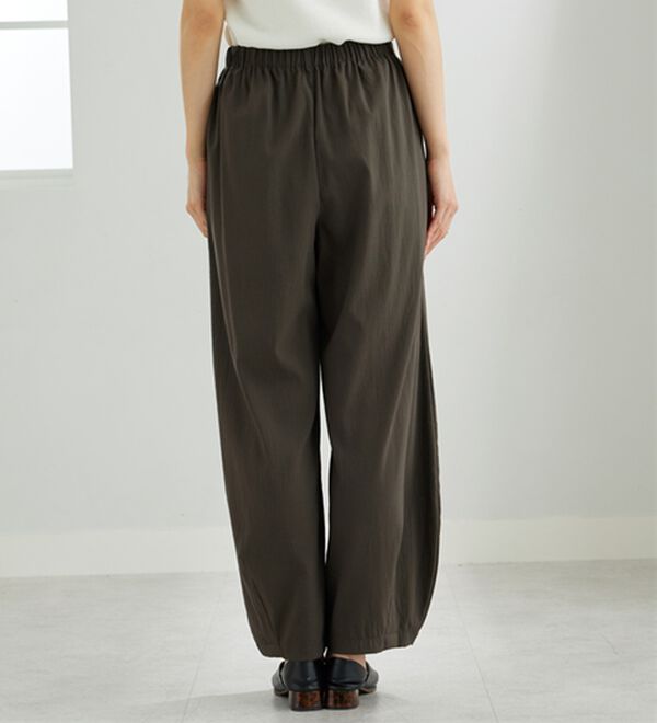 BELLUNA（ベルーナ）の「【接触冷感！】高見えサテン風カーブパンツ（ワイドパンツ・ガウチョ）」｜詳細画像