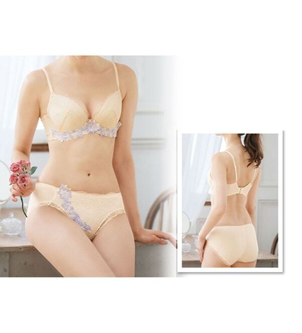 LAVIENNE（ラヴィエンヌ）の「【ラヴィモア】ときめき気分の脇すっきりブラ・ショーツ（別売）（ブラジャー）」｜詳細画像