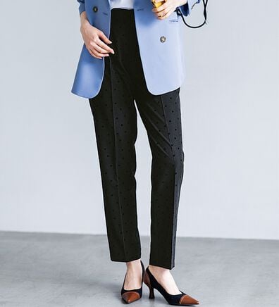 RANAN（ラナン）の「ドット柄プリントテーパードパンツ（フルレングスパンツ）」