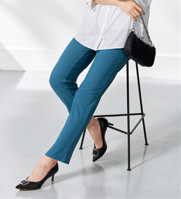 BELLUNA（ベルーナ）の「ヒンヤリなめらか！マシュマロパンツ（フルレングスパンツ）」｜詳細画像