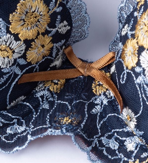 YU'NOW（ユナウ）の「ｔｏ　ｍｅｅブラ＆ショーツ（ブラジャー＆ショーツセット）」｜詳細画像