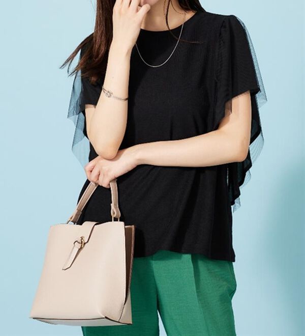 BELLUNA（ベルーナ）の「チュール使いフリル袖プルオーバー（カットソー）」｜詳細画像