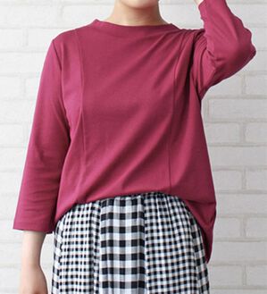 BELLUNA（ベルーナ）の「綿１００％切替デザイン大人顔プルオーバー（チュニック）」｜ラズベリー