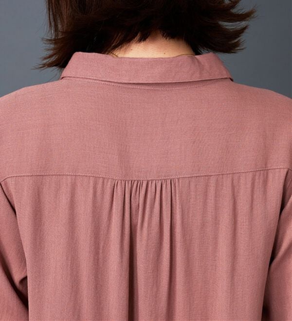 BELLUNA（ベルーナ）の「袖＆裾レースデザインシャツチュニック（チュニック）」｜詳細画像