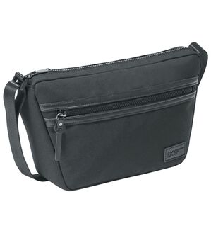 「＜ヒロコ・コシノ・オム・ベーシック＞超軽量ソフトタッチショルダー（メンズショルダーバッグ）」｜ブラック