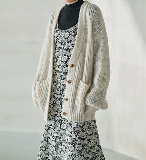 RANAN（ラナン）の「配色使いフレアー袖プチハイネックリブニット（ニット・セーター）」｜詳細画像