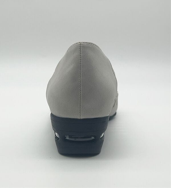 BELLUNA（ベルーナ）の「４Ｅ編み込みデザインリボンパンプス（パンプス）」｜詳細画像