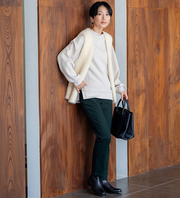 BELLUNA（ベルーナ）の「静電防止！蓄熱綿サテンストレッチカラーパンツ（フルレングスパンツ）」｜詳細画像