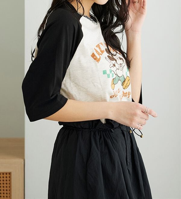 BELLUNA（ベルーナ）の「＜Ｄｉｓｎｅｙ＞【ミッキー】プリント７分丈ラグランＴシャツ（カットソー）」｜詳細画像