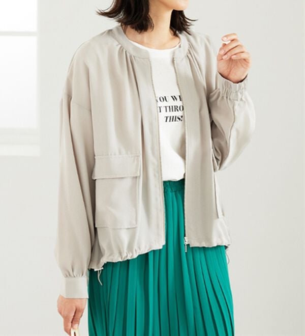 BELLUNA（ベルーナ）の「とろみ素材ポケットデザインブルゾン（ブルゾン）」｜詳細画像