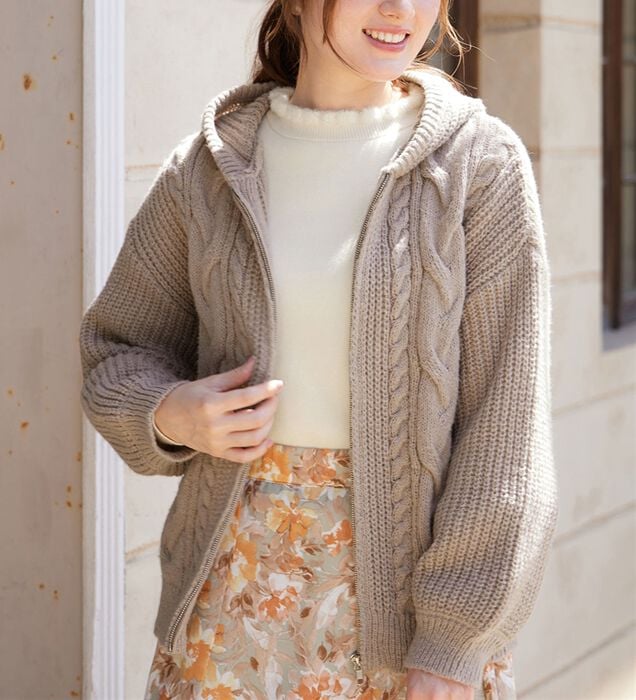 BRUNELLO CUCINELLI グレージュ ケーブルニットパーカー BRUNELLO CUCINELLI グレージュ ケーブルニットパーカー ケーブル