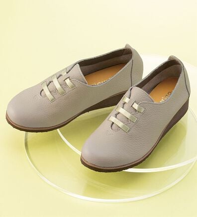 ルフラン（ルフラン）の「＜フィグリーノ＞ソフトレザーのサテンゴムシューズ（フラットシューズ）」