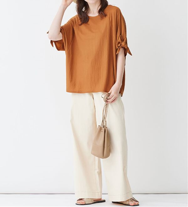 Viola e Viola（ヴィオラ エ ヴィオラ）の「ひんやり冷感袖リボントップス（カットソー）」｜詳細画像