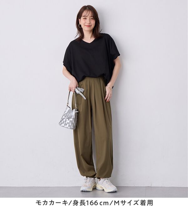 Viola e Viola（ヴィオラ エ ヴィオラ）の「伸びる！紫外線カット！さらテロイージージョガーパンツ（フルレングスパンツ）」｜詳細画像