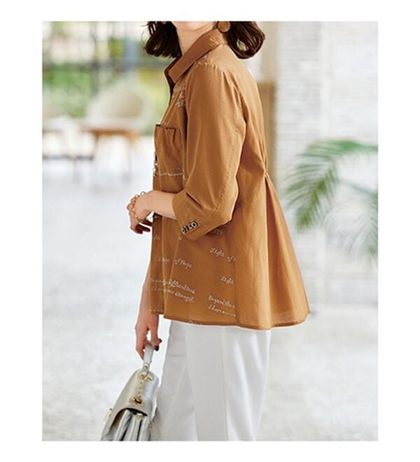 BELLUNA（ベルーナ）の「英字刺しゅうゆったりシャツブラウス（シャツ）」｜詳細画像