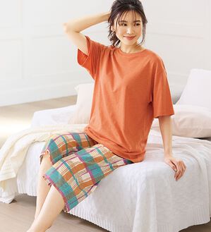 LAVIENNE（ラヴィエンヌ）の「ゆる涼カットソールームウェア（パジャマ・ルームウェア）」｜詳細画像