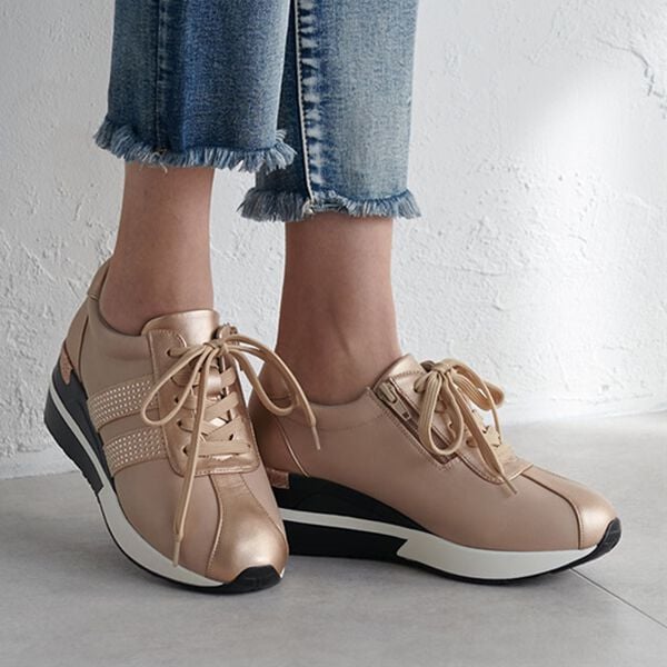 「４Ｅきらめきレースアップスニーカー（スニーカー）」｜詳細画像