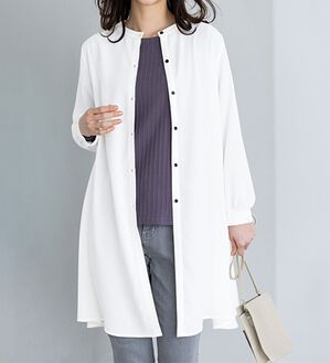 RANAN（ラナン）の「２ＷＡＹボタン使いフレアーブラウス（ブラウス）」｜オフホワイト