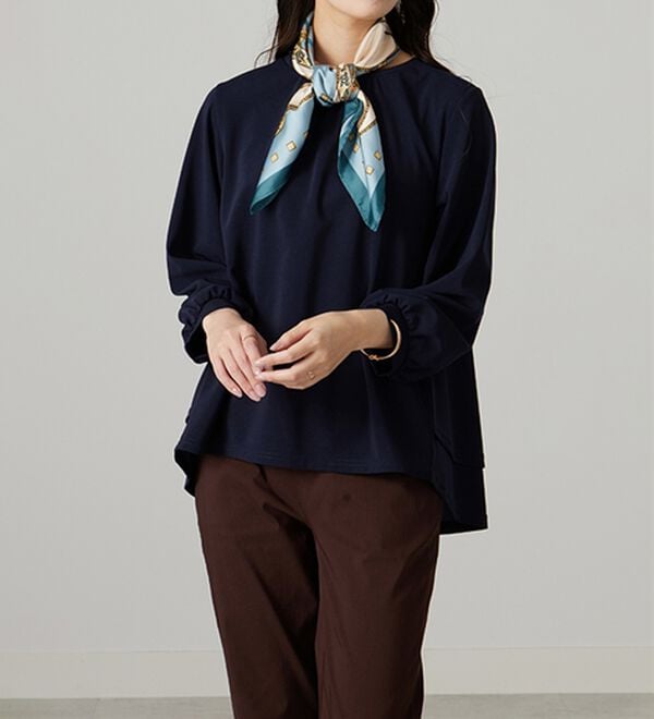 BELLUNA（ベルーナ）の「【再入荷】ボリューム袖美人顔バックフレアーＴブラウス（ブラウス）」｜詳細画像