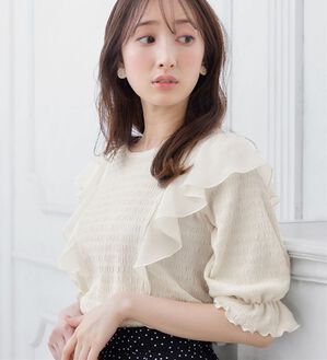 alotta（アロッタ）の「キャンディー５分袖ラッフルブラウス（ブラウス）」｜アイボリー