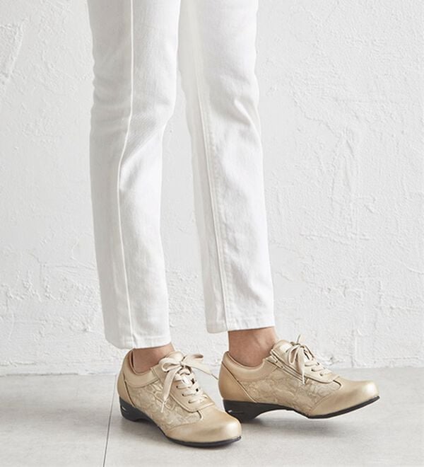 ルフラン（ルフラン）の「＜ラシーナコンフォート＞ほっそり見え４Ｅエレガントシューズ（スニーカー）」｜詳細画像