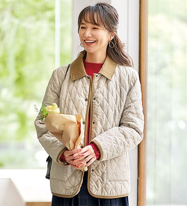 BELLUNA（ベルーナ）の「衿付キルト切替ジャケット（その他ジャケット）」｜アイボリー