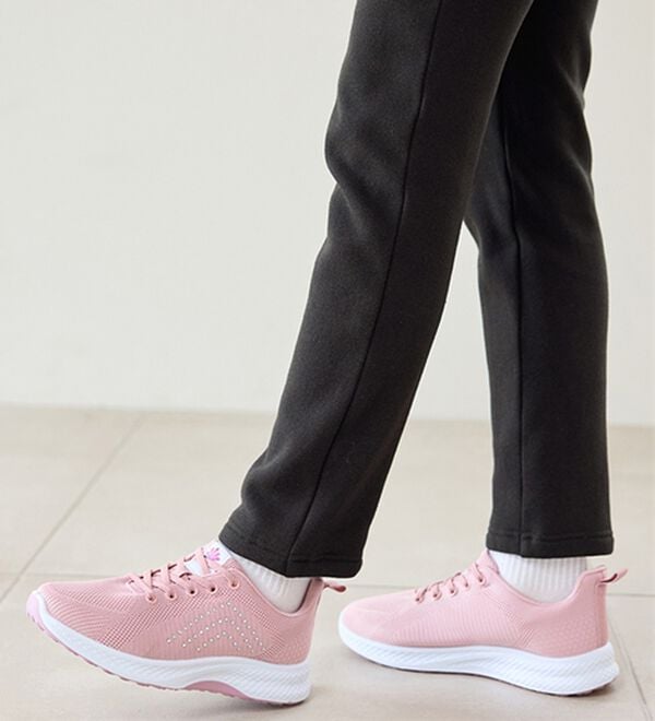 BELLUNA（ベルーナ）の「【チラシ掲載】手を使わずに履けるニットスニーカー（スニーカー）」｜詳細画像