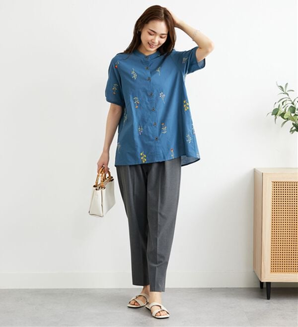 BELLUNA（ベルーナ）の「【Ｌａｇｒｉｌｕａ】花柄刺しゅうデザインチュニック（チュニック）」｜詳細画像