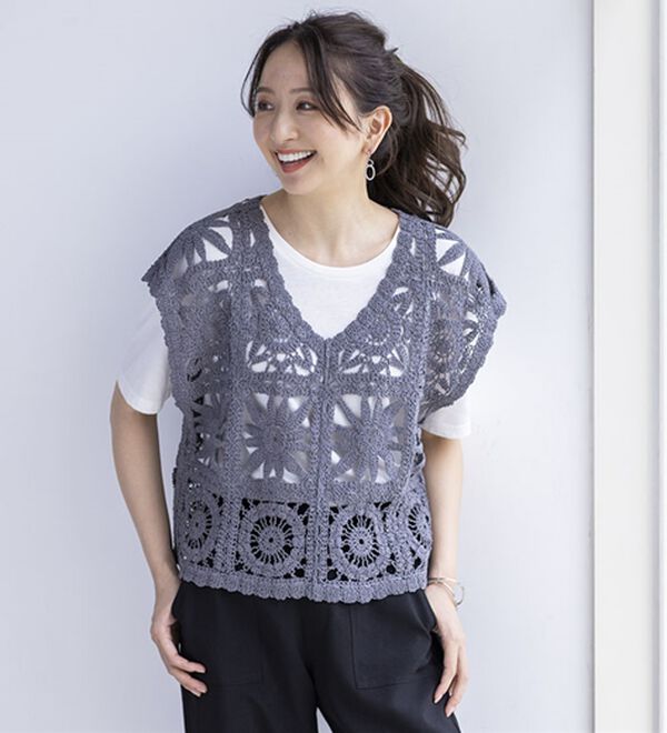BELLUNA（ベルーナ）の「Ｔシャツに重ねるかぎ針風ベスト（ベスト）」｜詳細画像