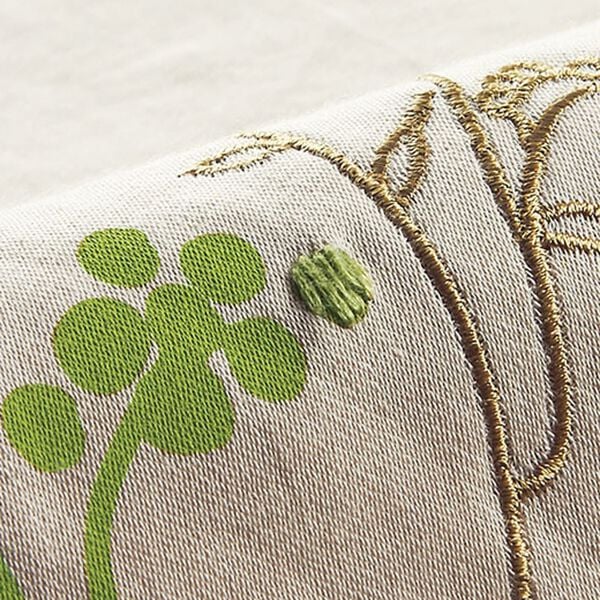 BELLUNA（ベルーナ）の「すぽっと着られる裾刺しゅうチュニック（ブラウス）」｜詳細画像