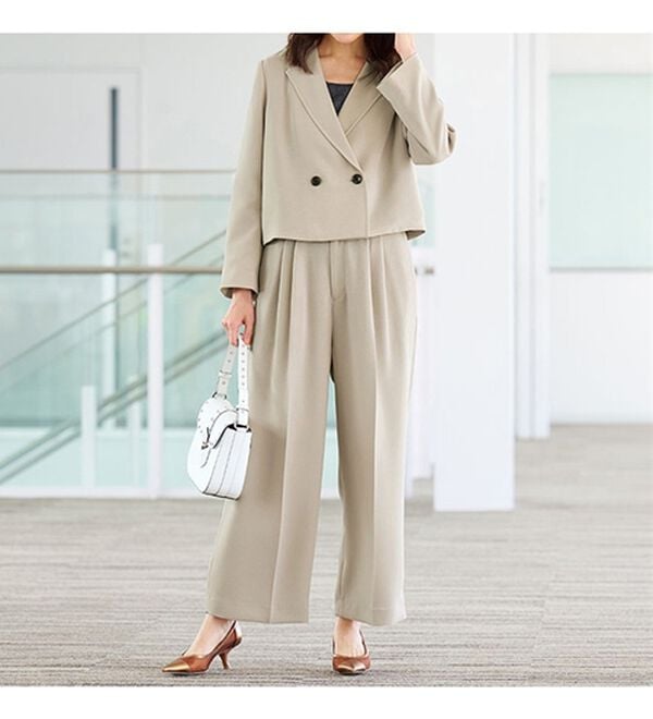 RANAN（ラナン）の「【２点セット】洗える！ショートジャケット&ハイウエストワイドパンツセットスーツ（その他スーツ）」｜グレージュ